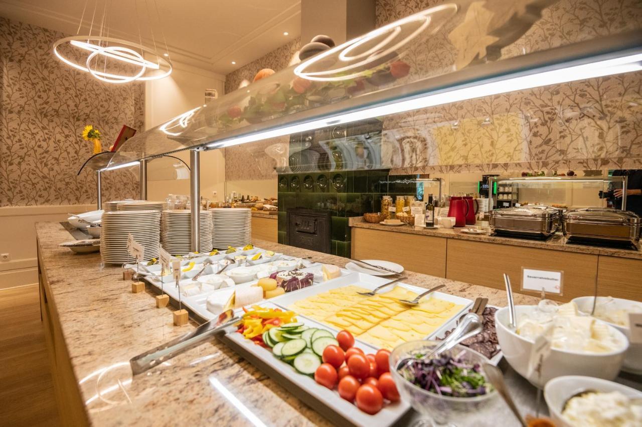 Menschels Vitalresort Meddersheim Bagian luar foto