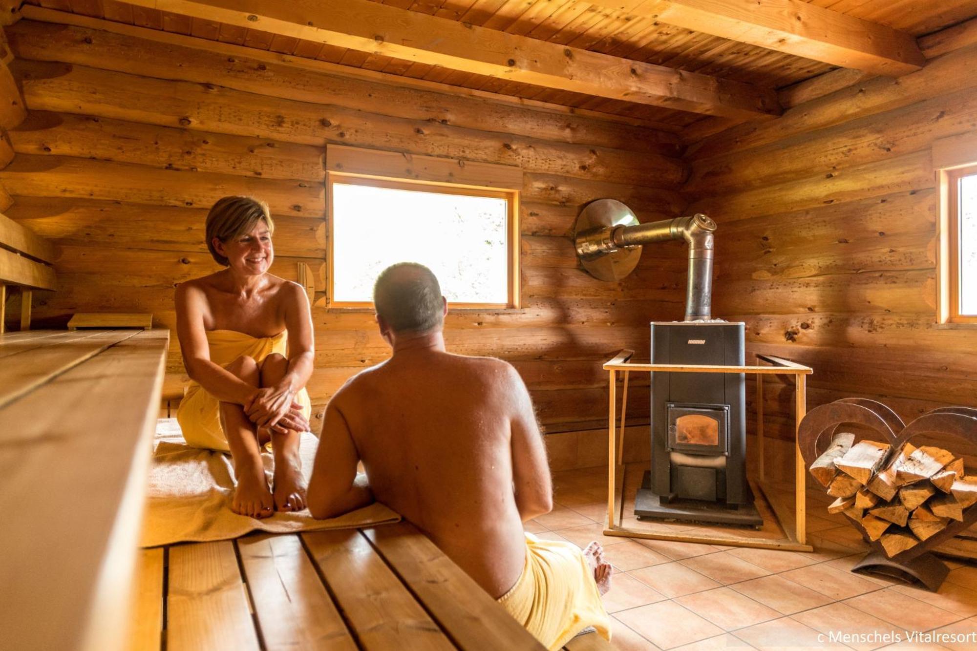 Menschels Vitalresort Meddersheim Bagian luar foto